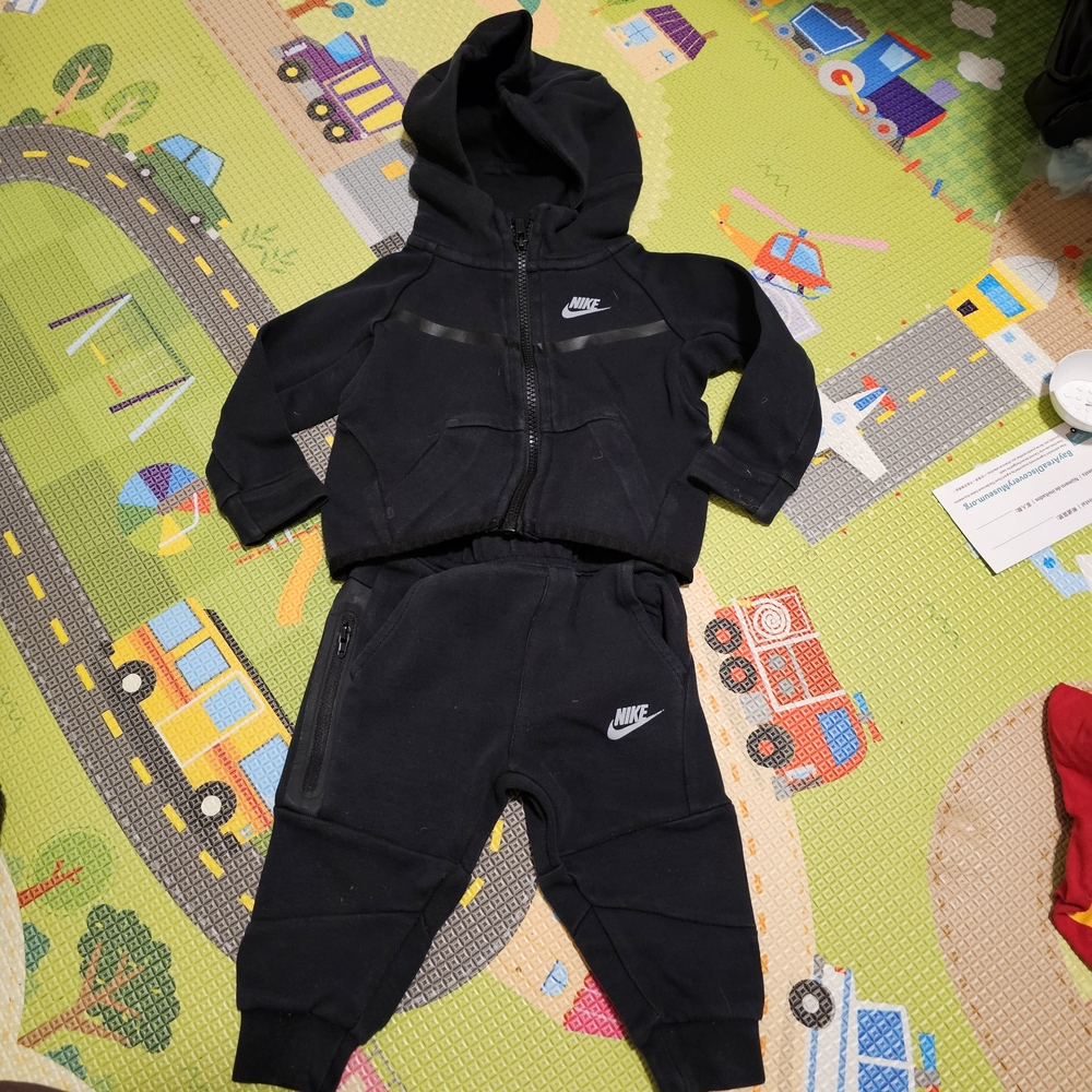 Nike Kids Black Tracksuit